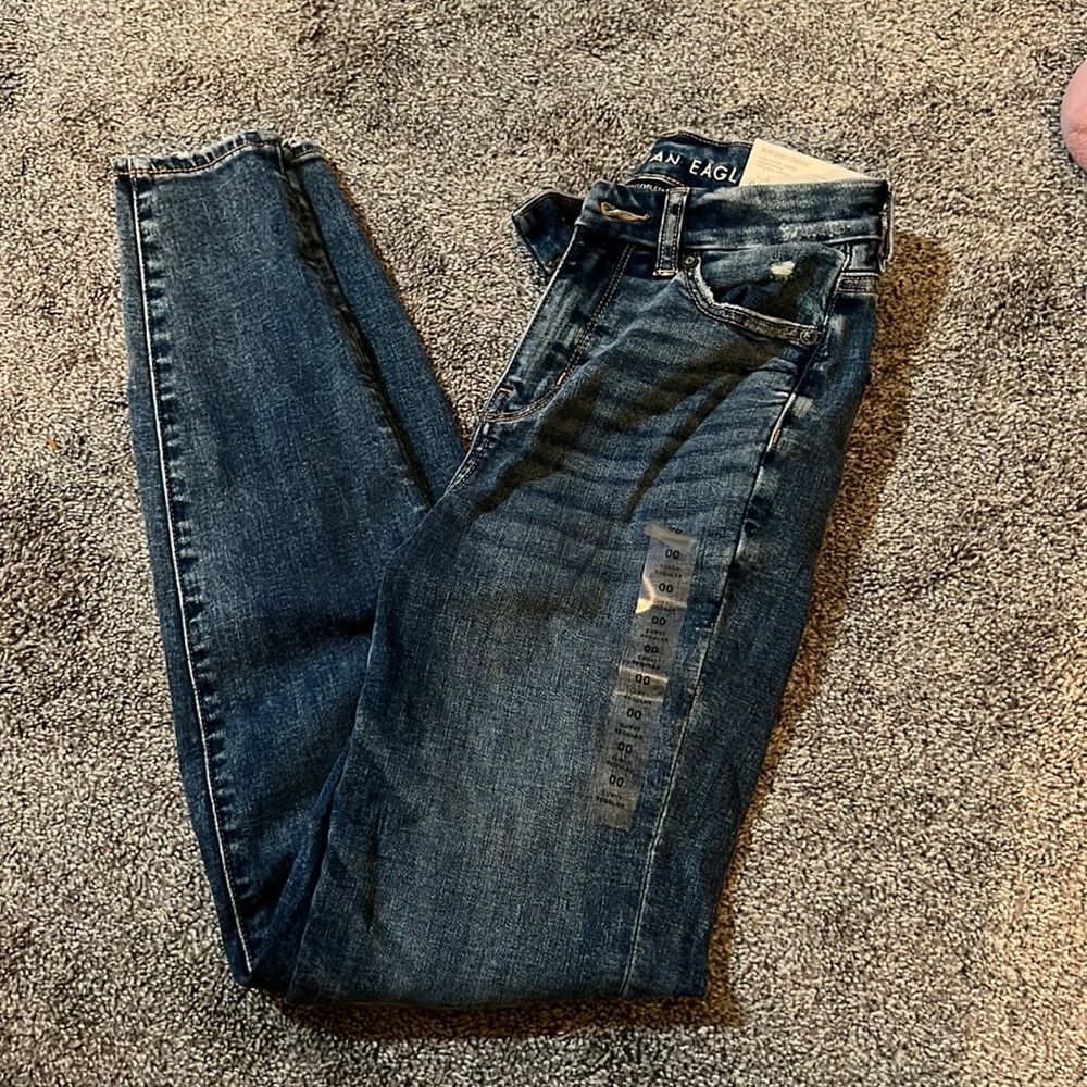 American eagle 00 curvy regular jeans. Brand new!